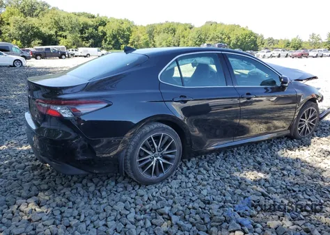 2021 Toyota Camry Xle z USA, uszkodzony, nr VIN 4T1F11AK5MU538412